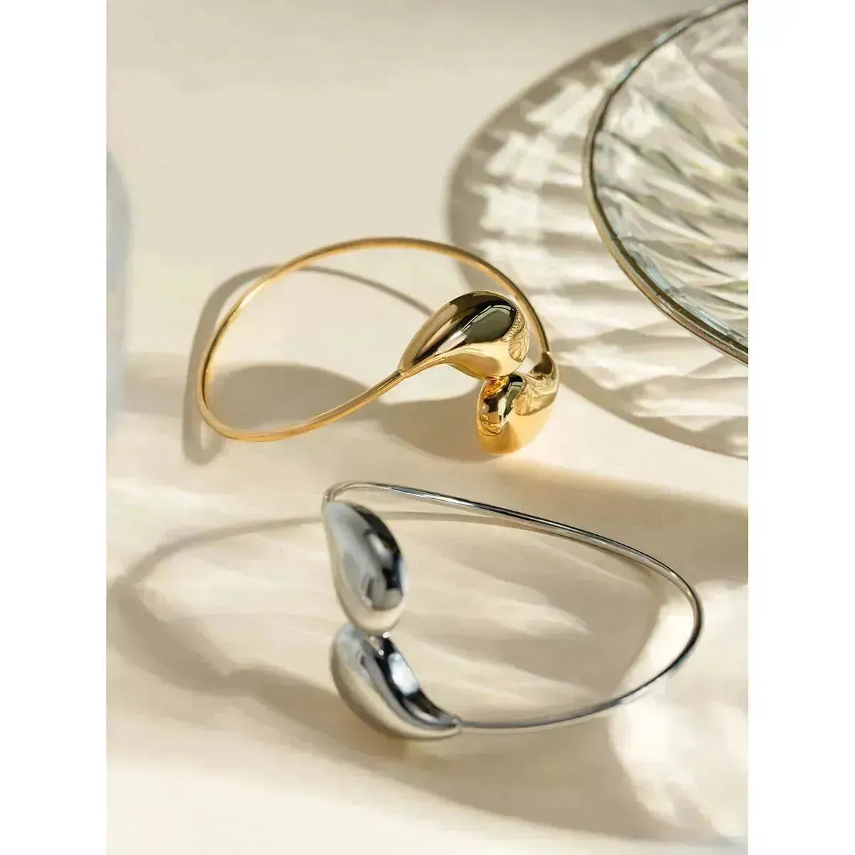 Fashion Jewelry 18K Gold Stainless Steel Irregular Drop-shaped Bracelet for Women Wedding Bracelet