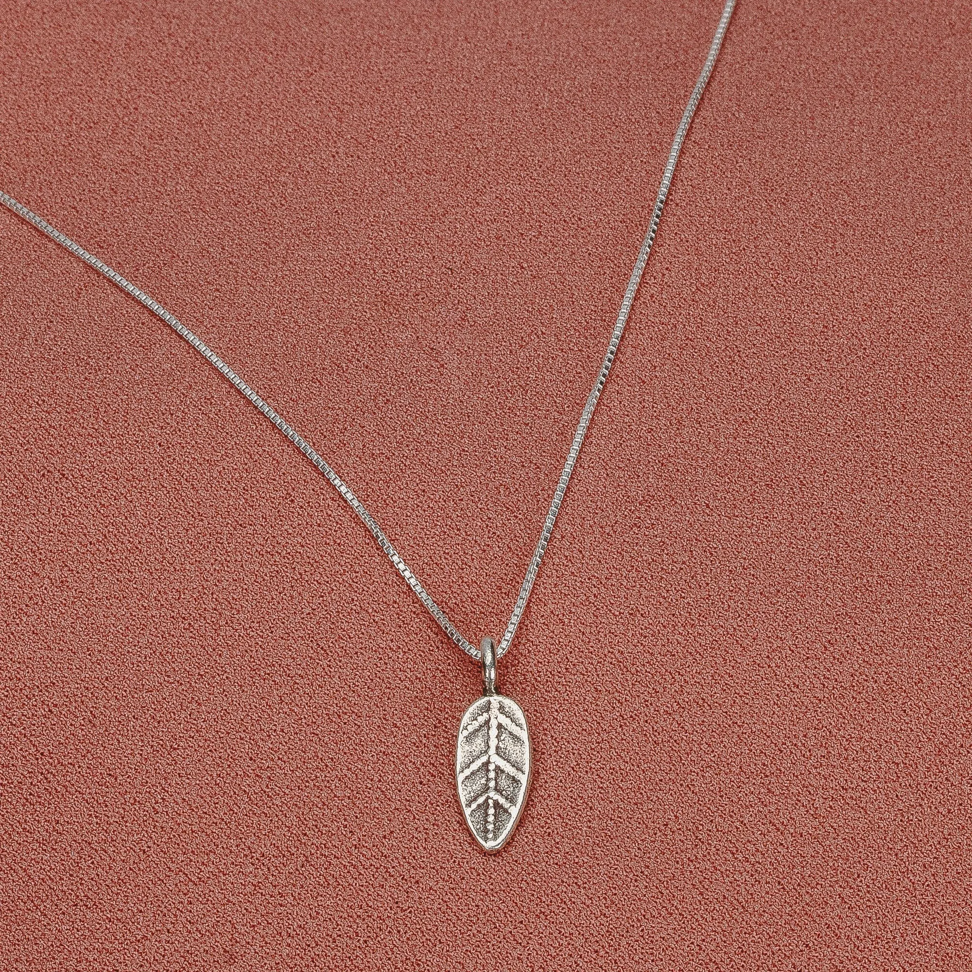 Fiscus Leaf Necklace