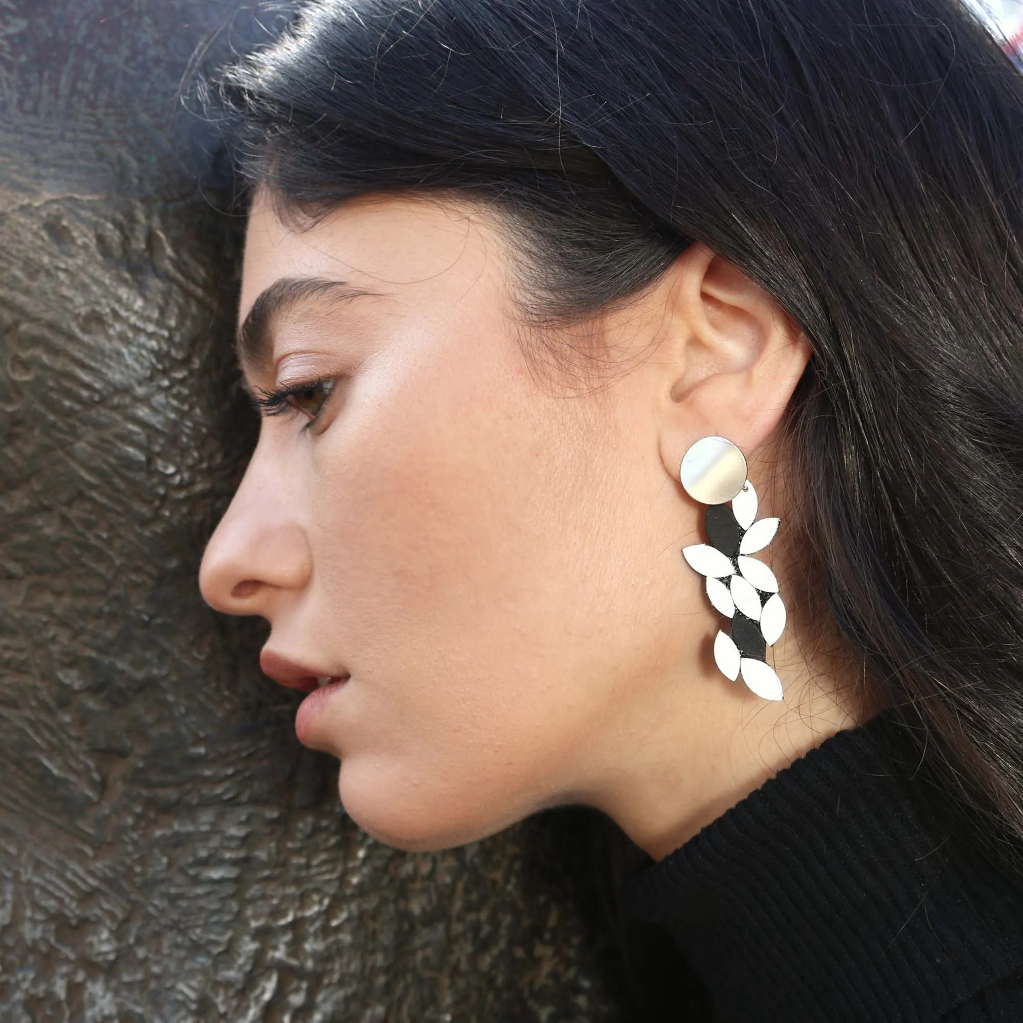 Leaf Silver dangle leather earrings