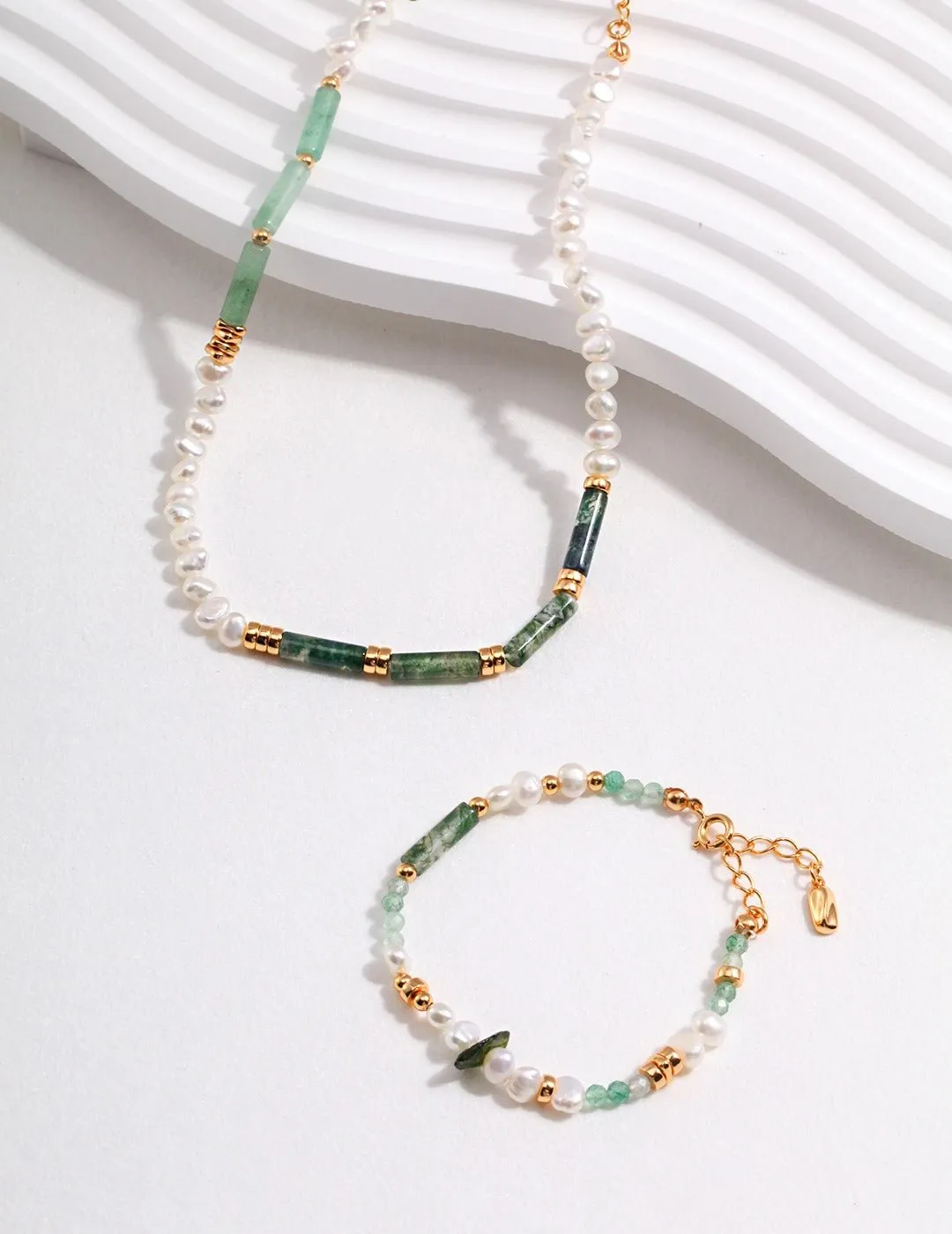 Multielement Gemstone and Pearl Beaded Necklace