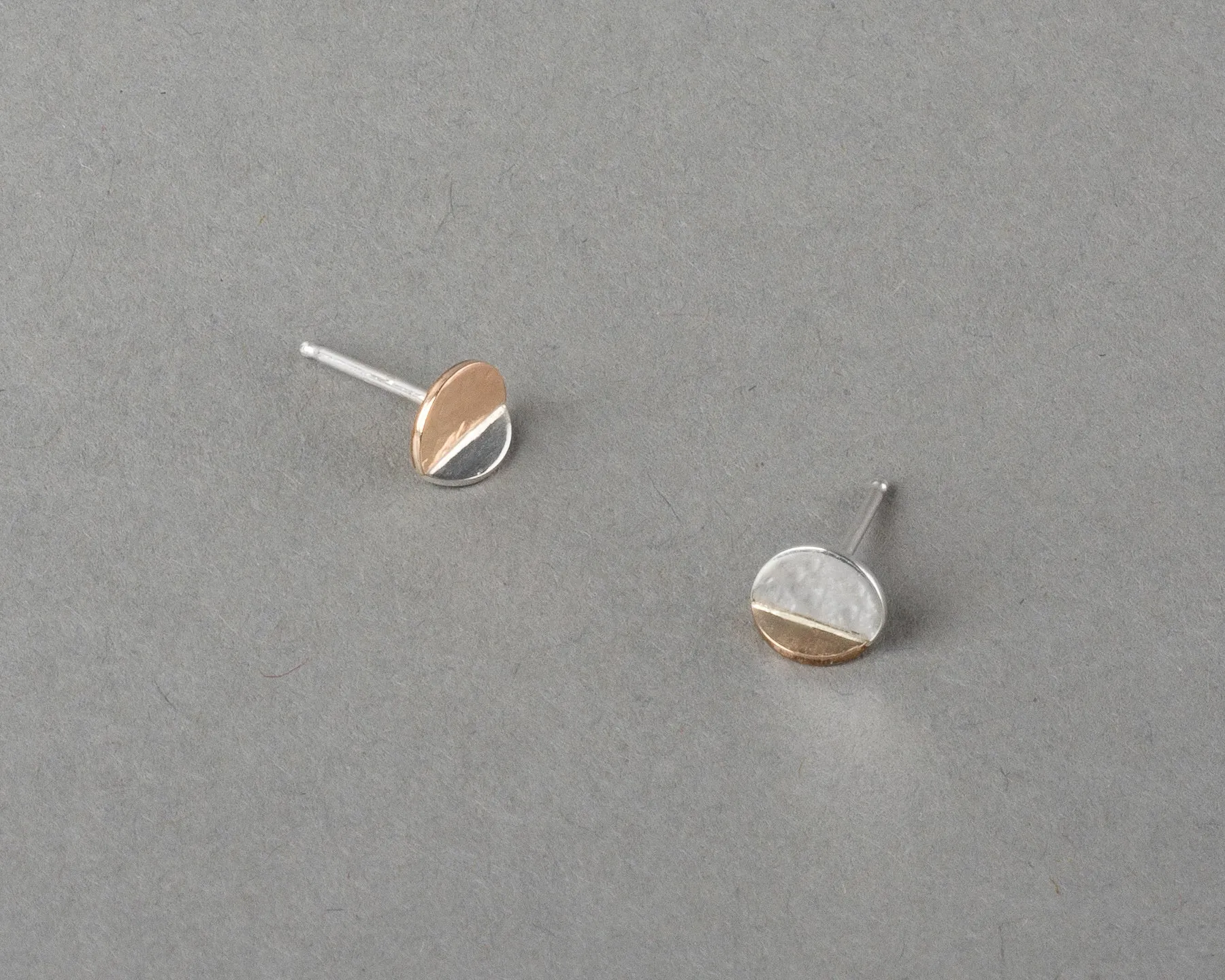 REFLECTION TWO-TONE STUD